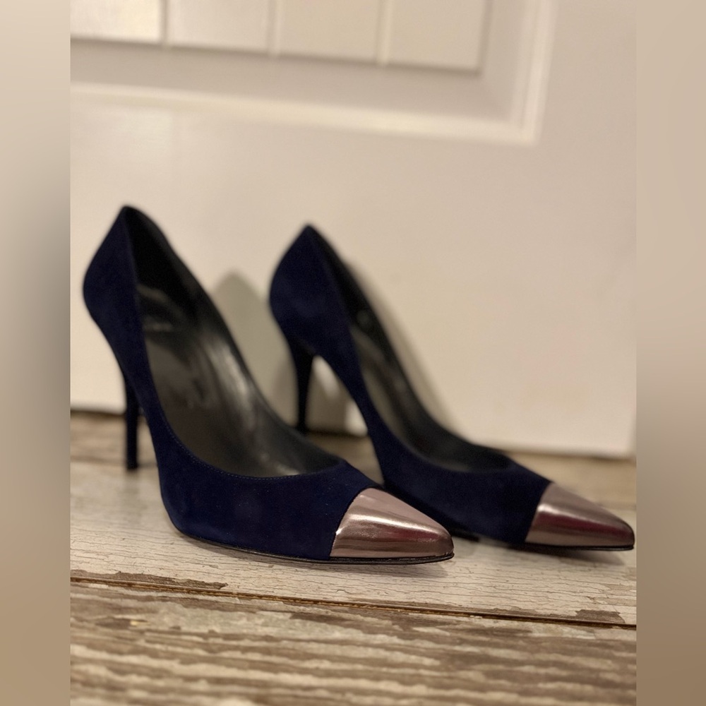 Stuart Weitzman suede pointed-toe heels, navy blue, size 7